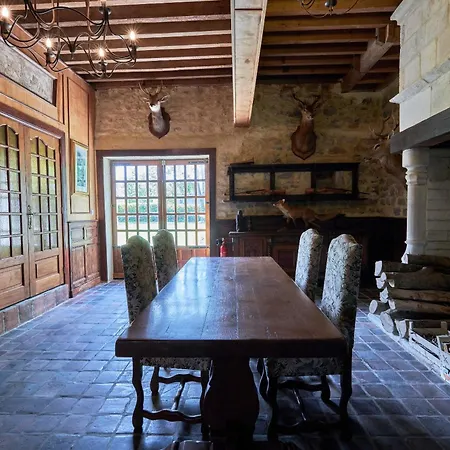 Manoir De L'ormel
